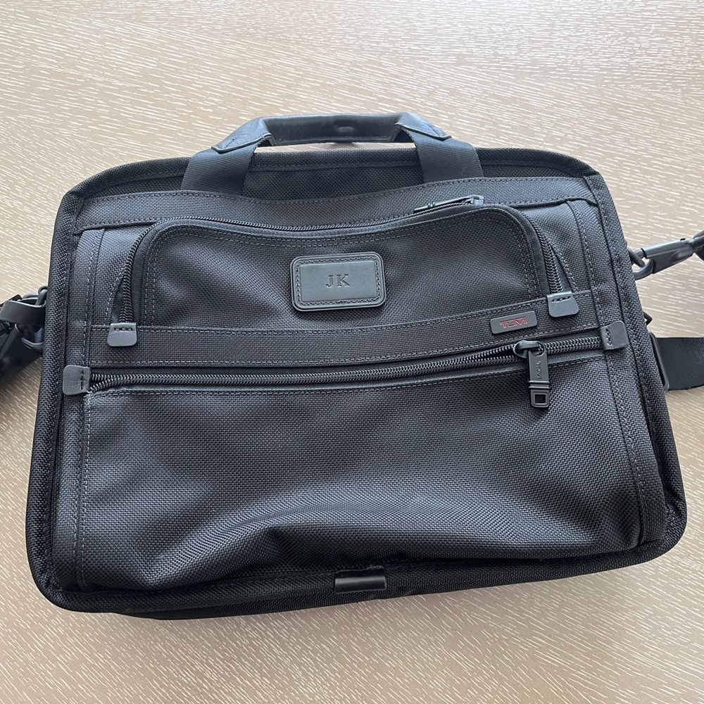 Tumi slim deluxe portfolio computer case bag